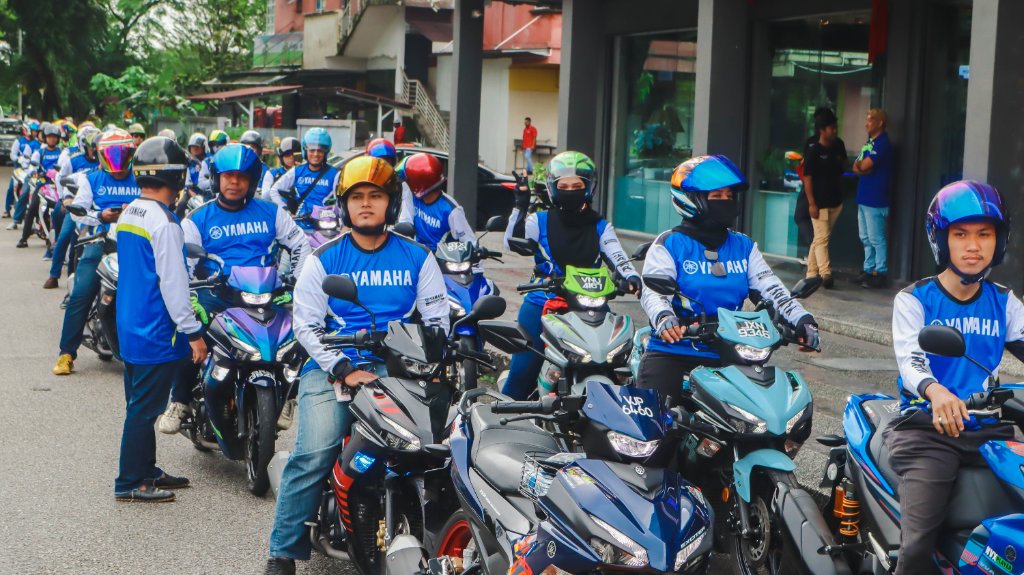 BHM Convoy to MSBK — Boon Hua Motor motorcycle news