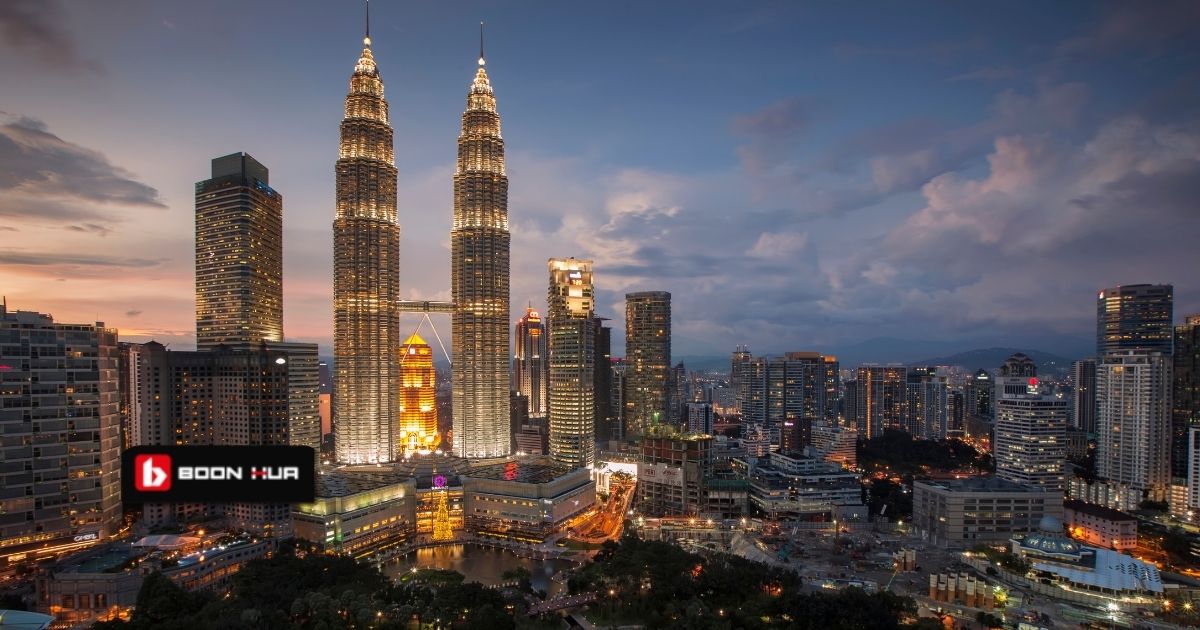 Top 5 'Cafe Hopping' Spot Mesra Parkir Motor di KL & Selangor (2026) — Boon Hua Motor motorcycle news