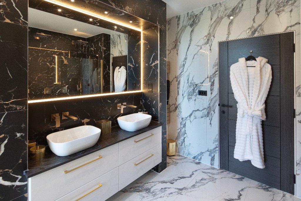 Bathroom 5