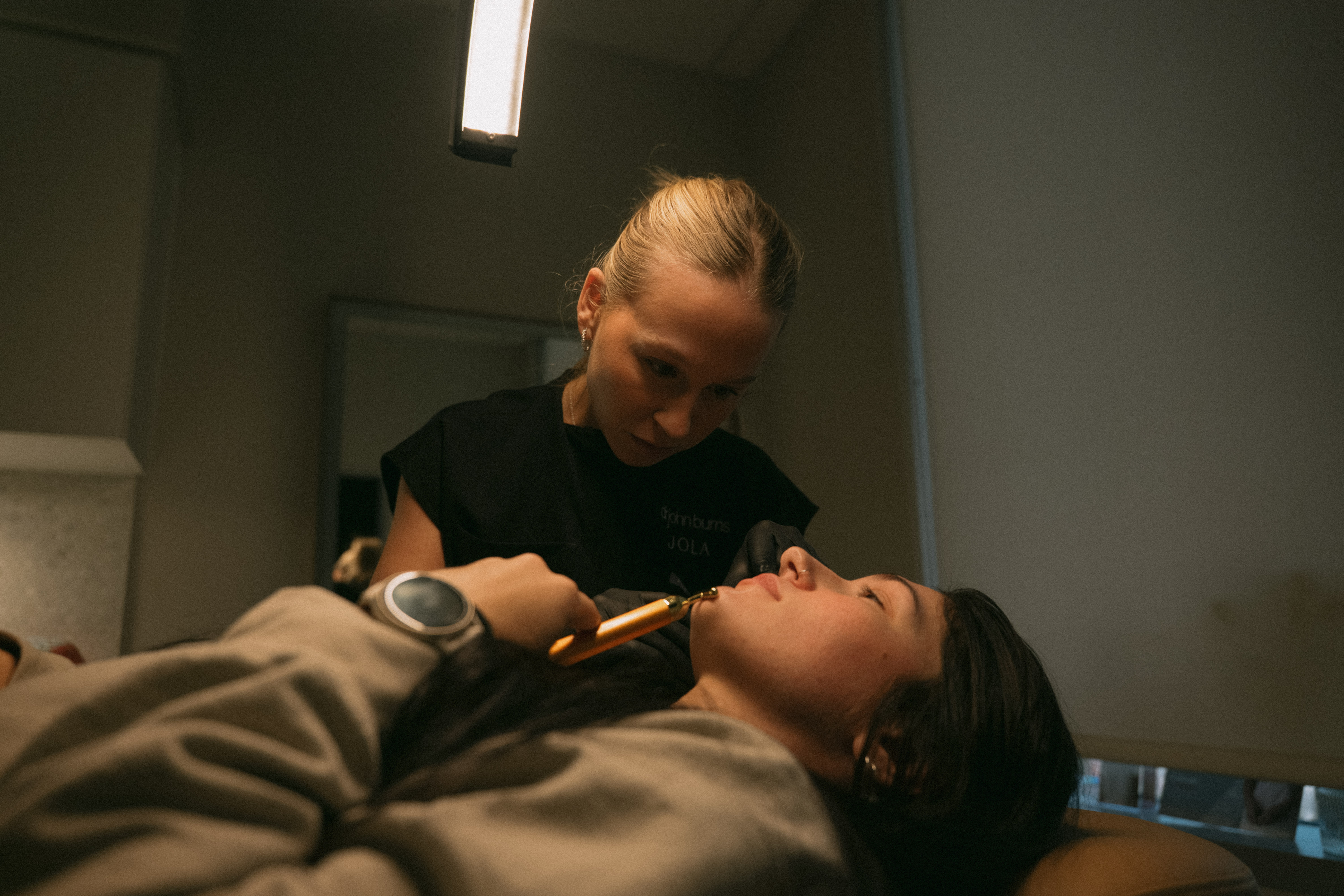 XERF for Sagging Skin: Can You Actually Tighten Loose Skin Without Surgery?