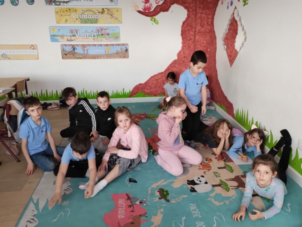 Activitate pe covor — Ciclu Primar