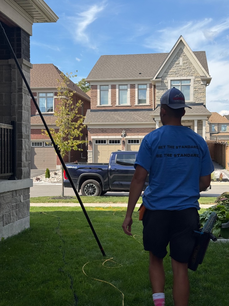 Professional window cleaning in Bradford Ontario by True Shine Home Services