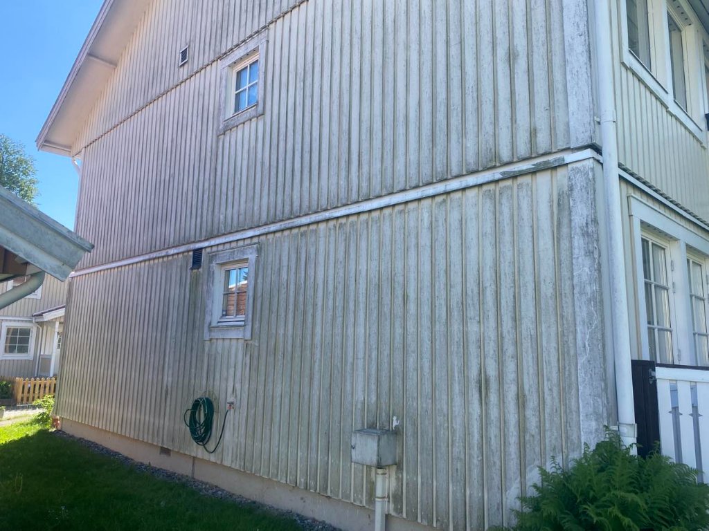 Fasad före tvätt