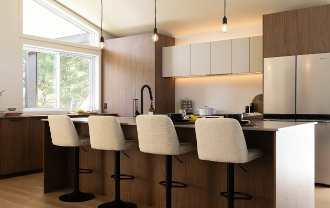 Cuisine contemporaine avec îlot