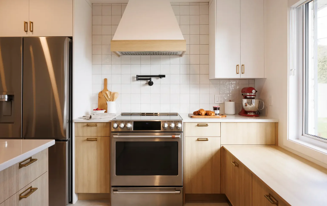Cuisine avec finition bois naturel