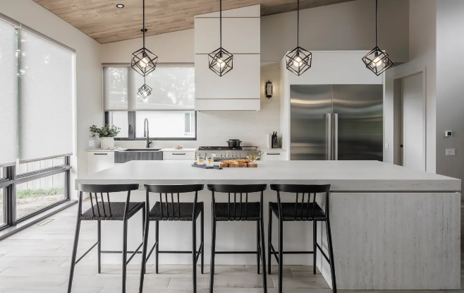 Cuisine contemporaine couleur sombre