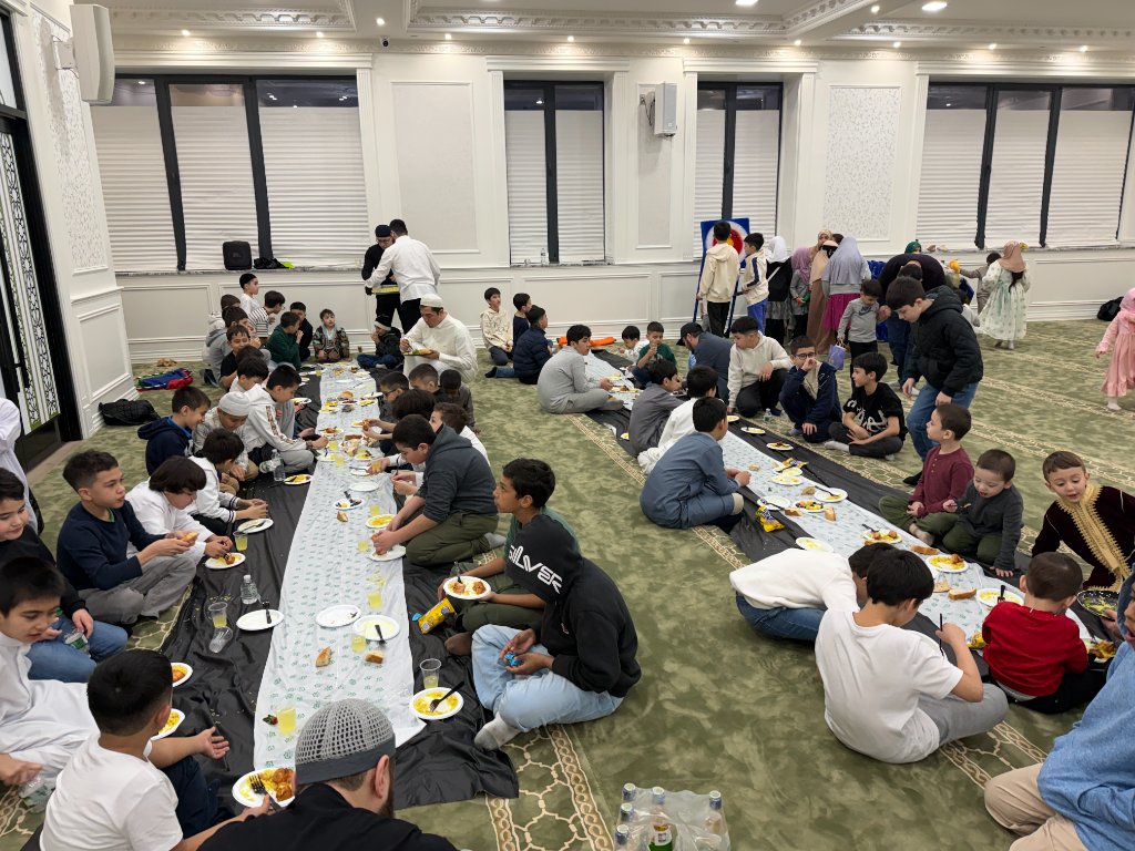 Community iftar