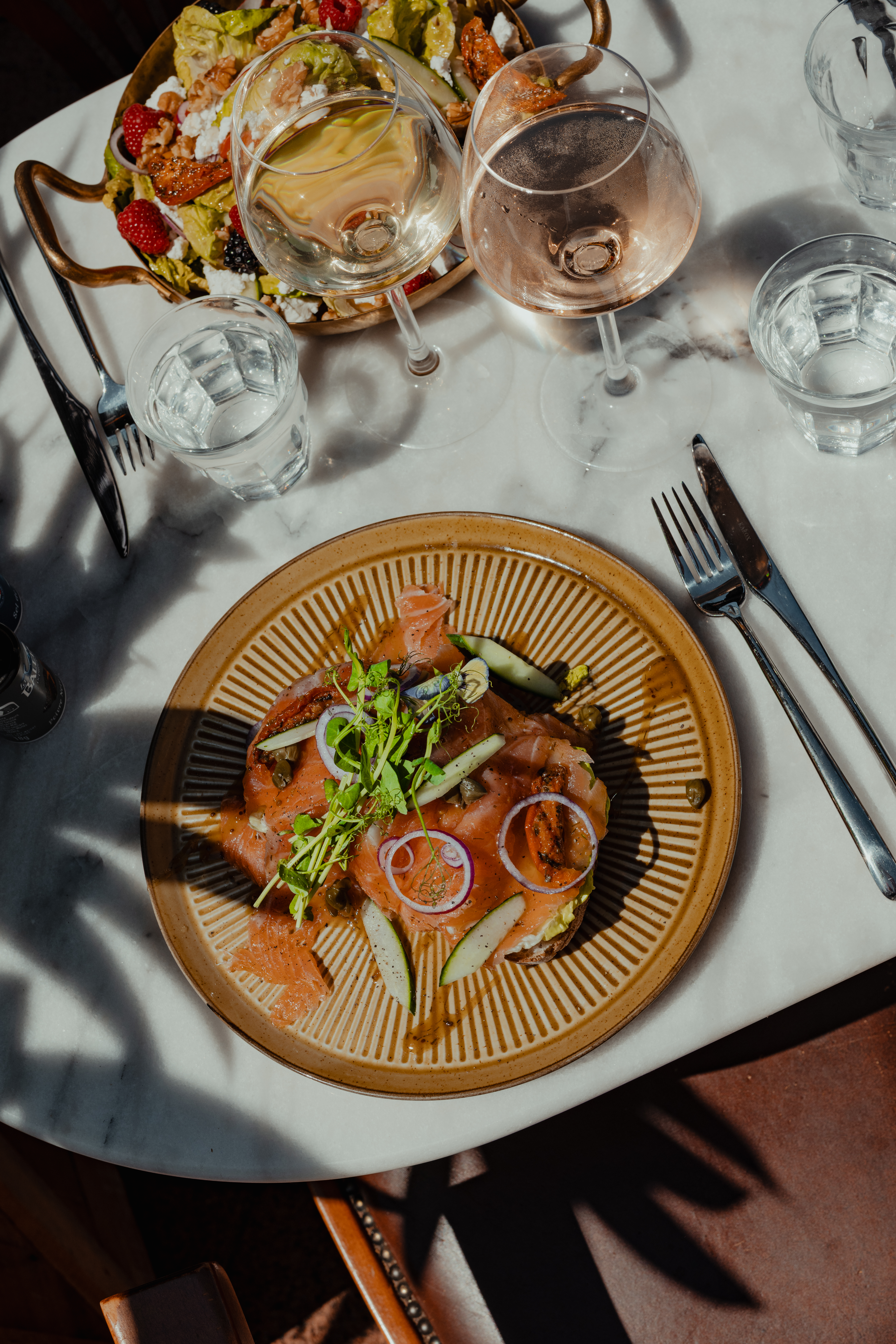 Gerookte zalm met zongedroogde tomaat