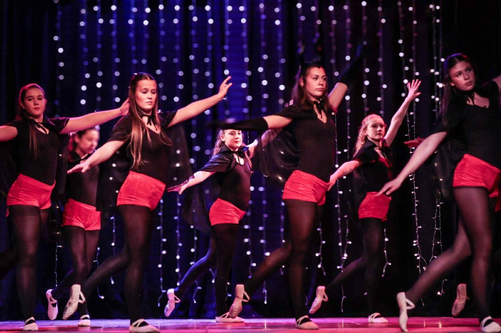 Shows 4