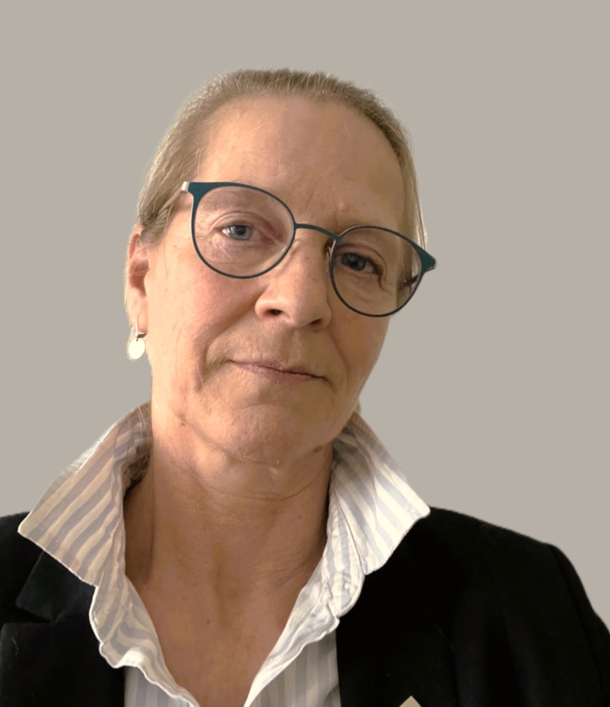 Iris Adrian