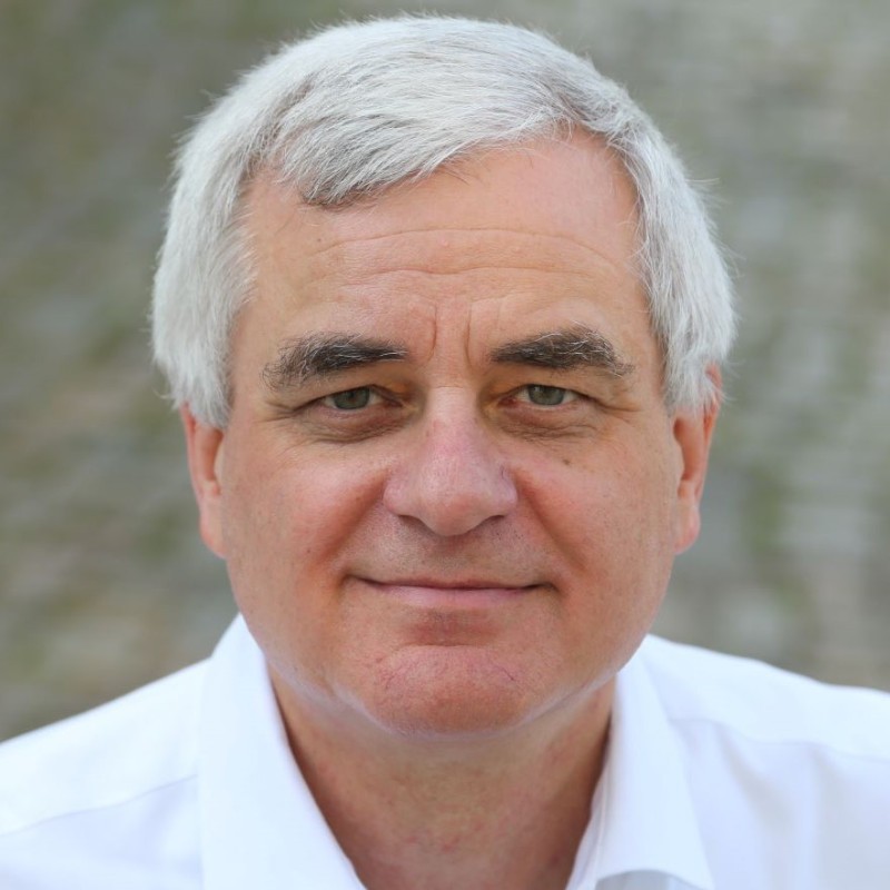 Manfred Hader