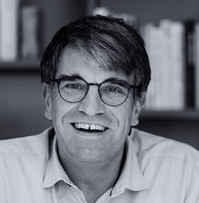 Dr. Peter Wolff