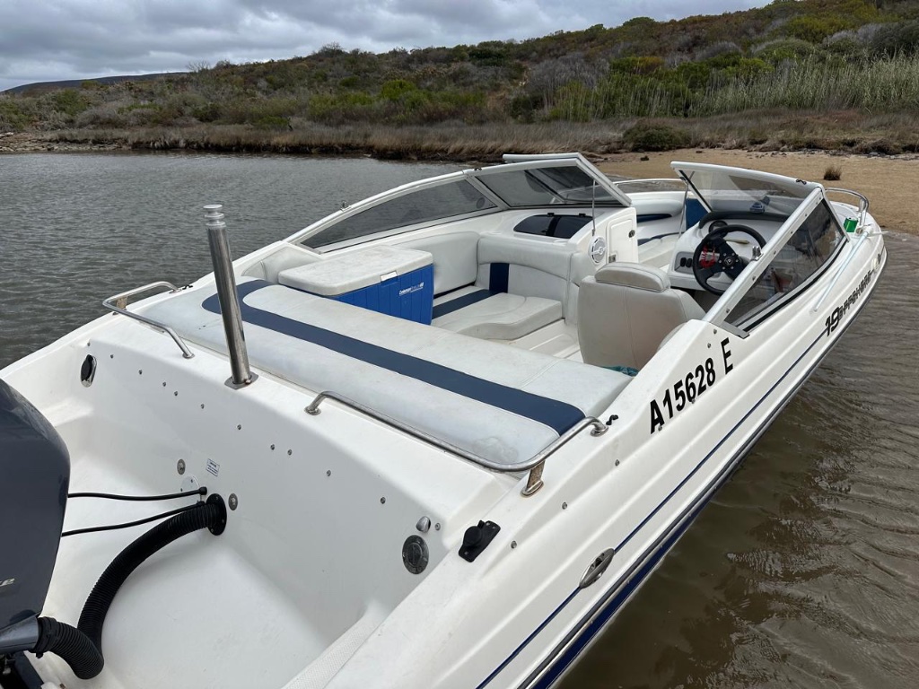 Odyssey 19 Offshore 2
