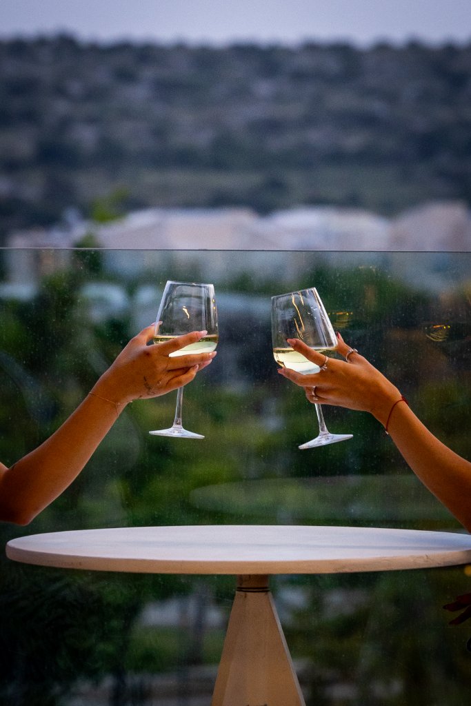 Wine & Vibe 13