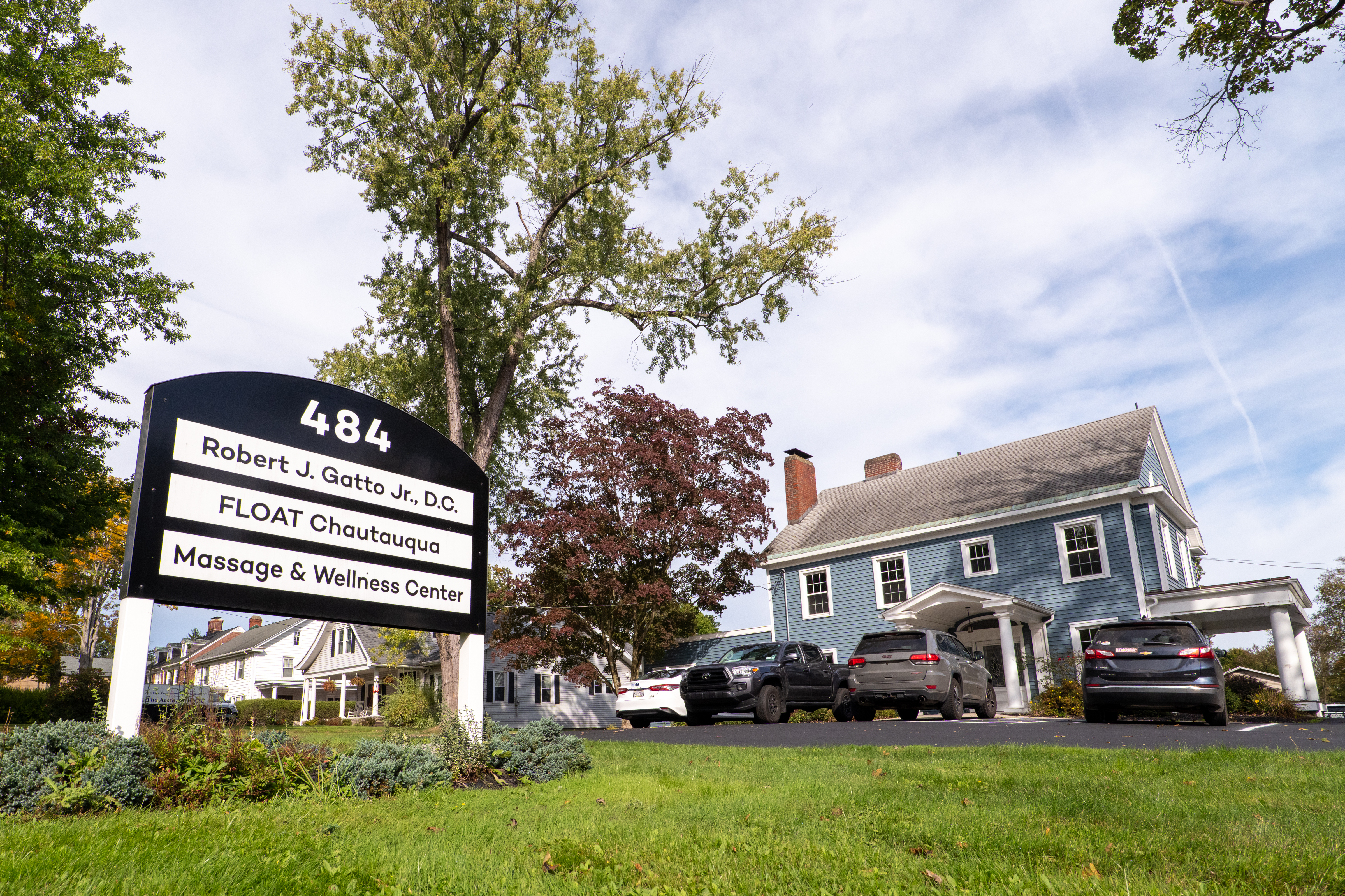 Chiropractic office exterior