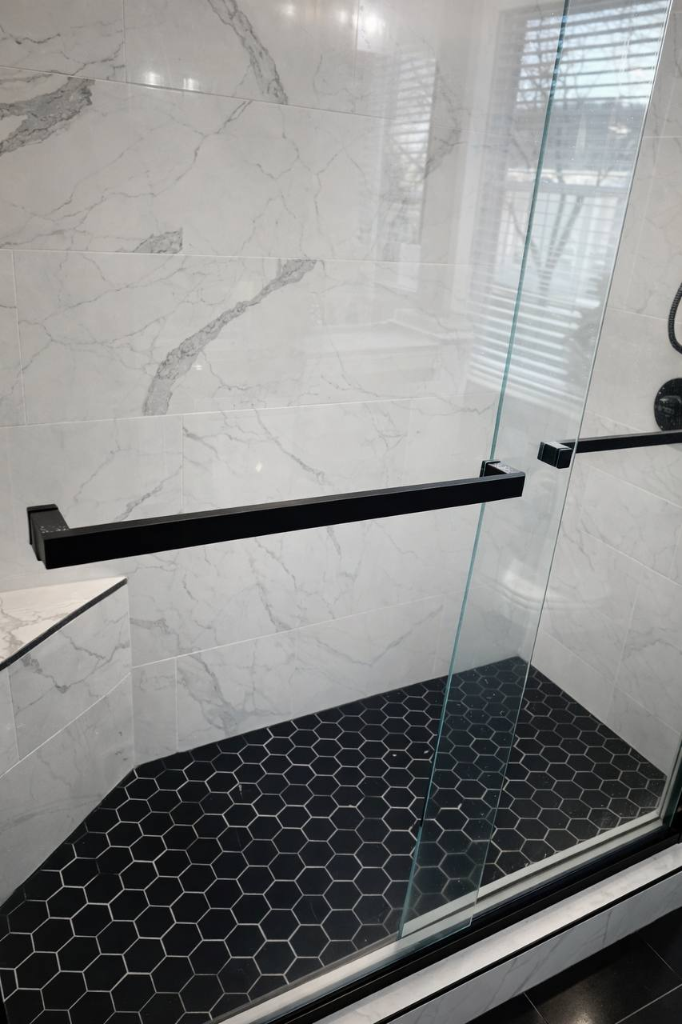 Spotless bathroom after professional deep clean – Cincinnati, OH