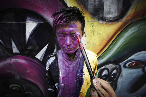 Hiding In New York No. 2 - Kenny Scharf Mural 4