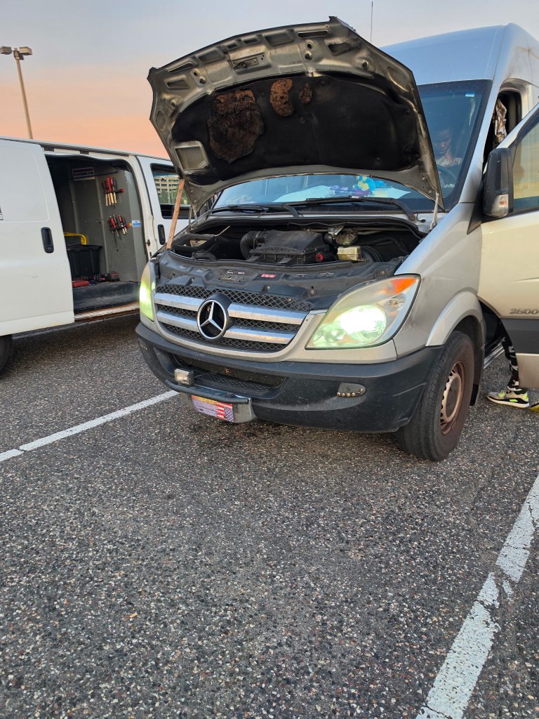 Backyard Mobile Repair mechanic performing on-site diagnostics