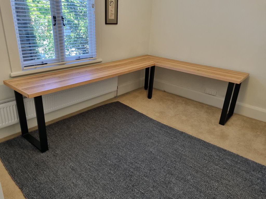 Tasmanian Oak L-Shape Desk