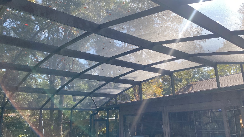 Pool cage roof screen mesh repair in Deltona Florida