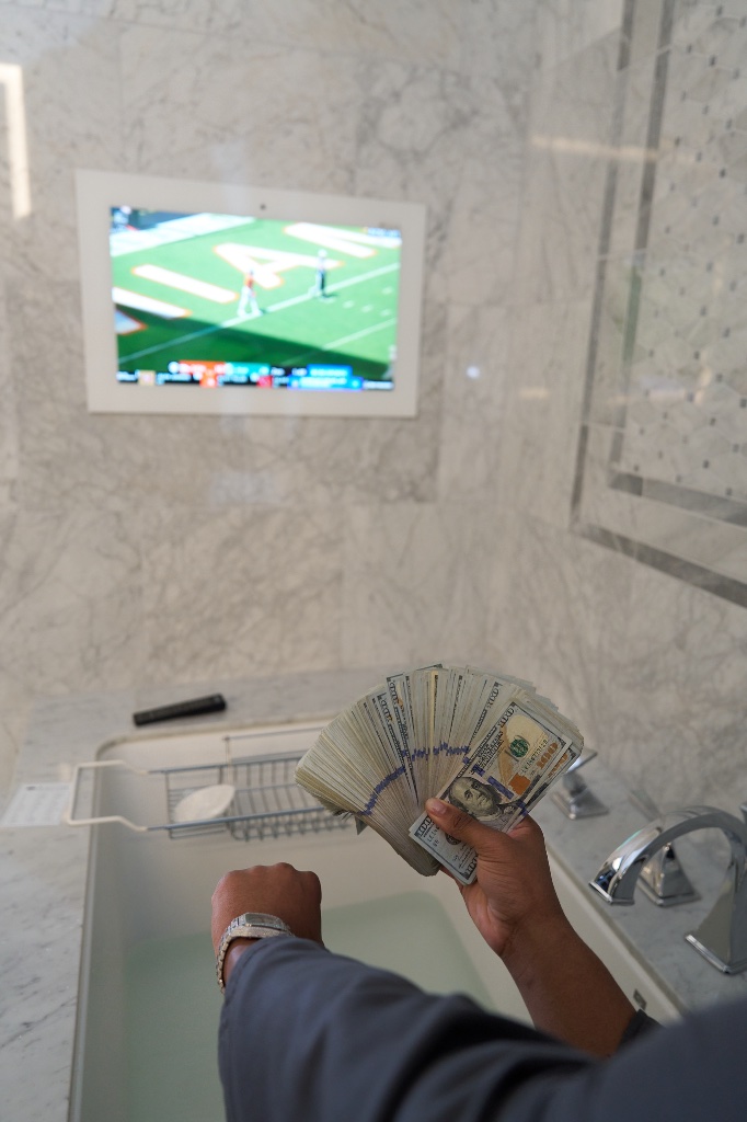 WealthOS