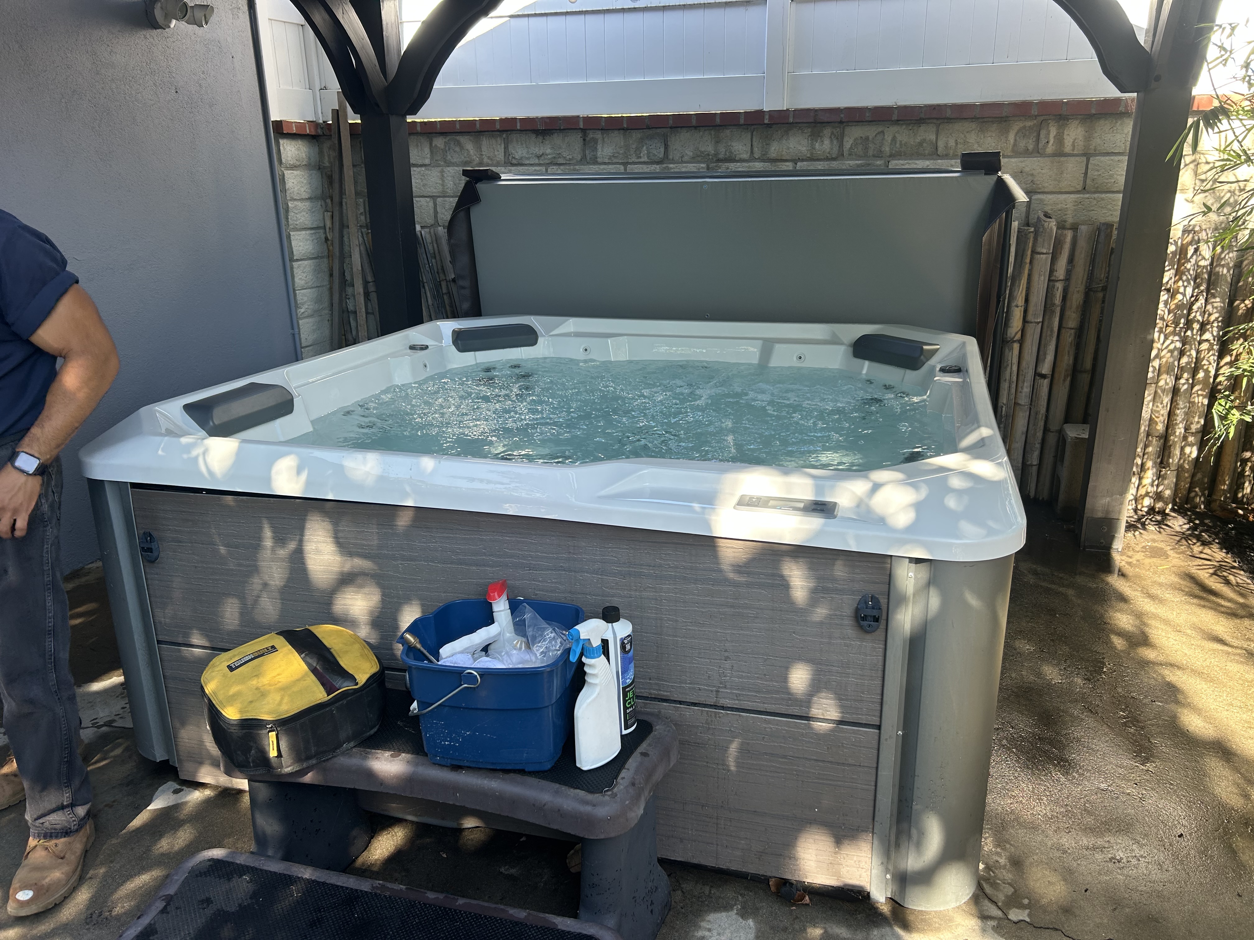 Spa refresh cleaning service in Burbank