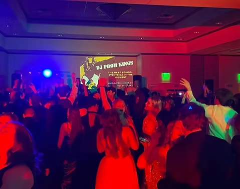 Professional DJ — Maximum Entertainment Tulsa wedding DJ services
