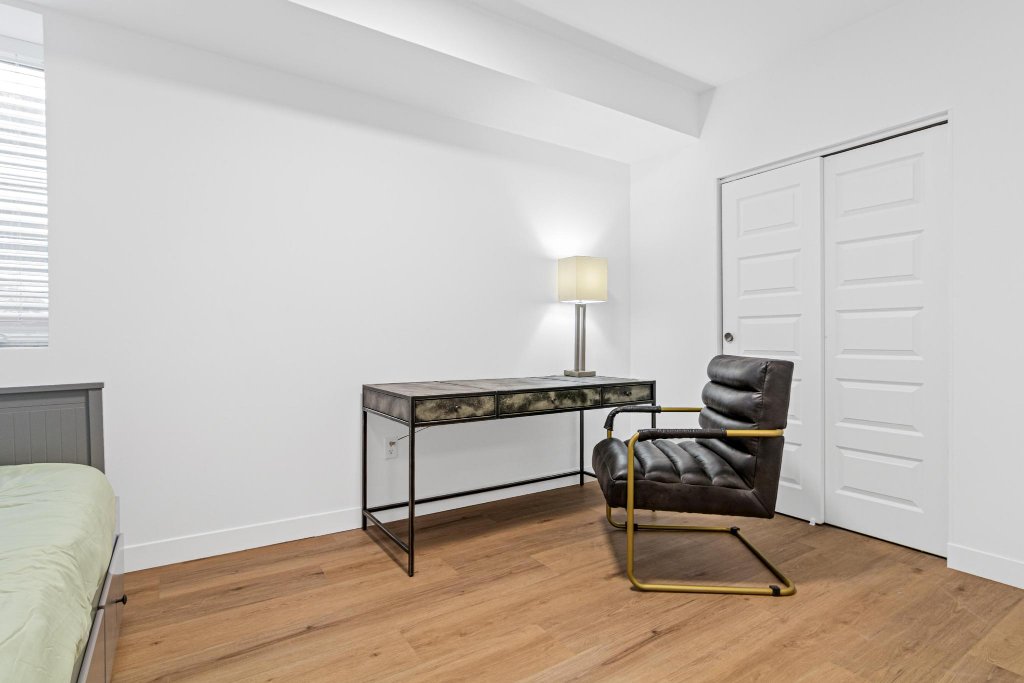 Room 1A