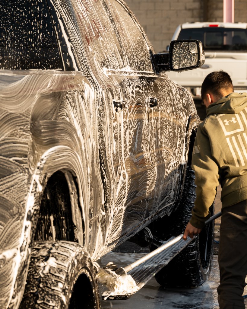 Foam cannon on SUV