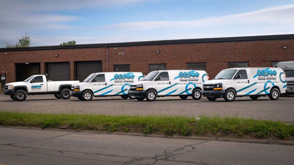O.R. Details full fleet of branded vans at 915 Colorado Ave