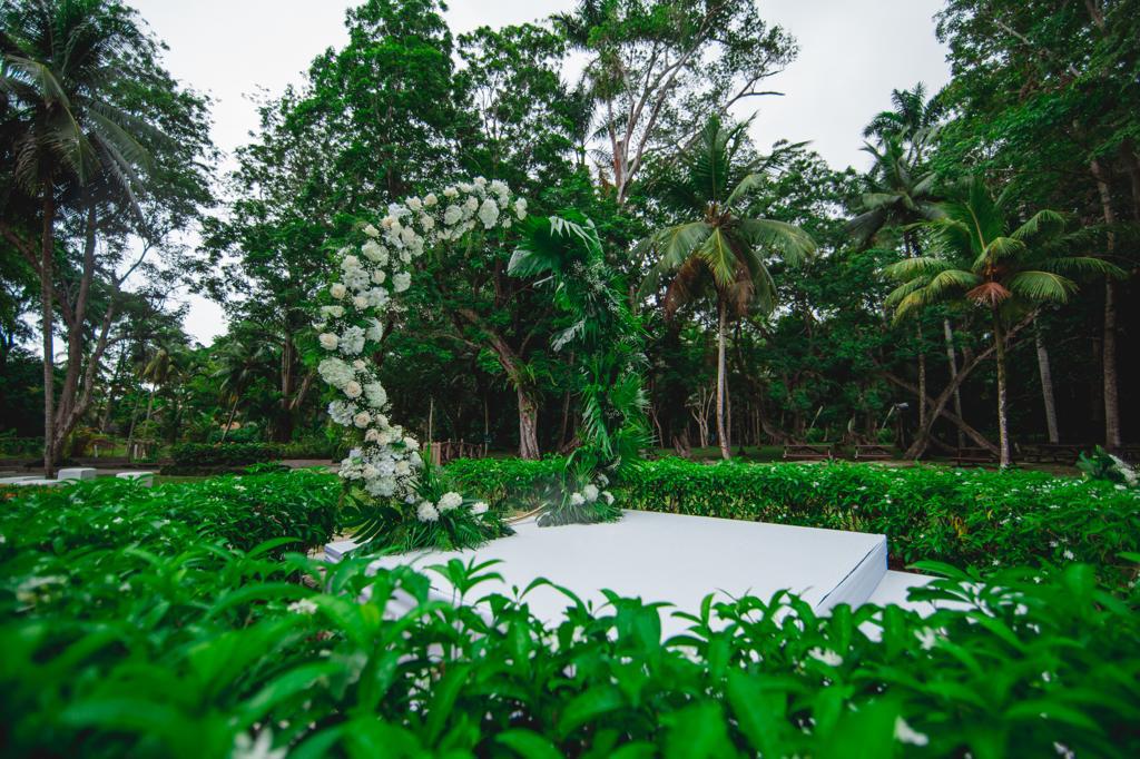 How to Plan a Destination Wedding in Jamaica
