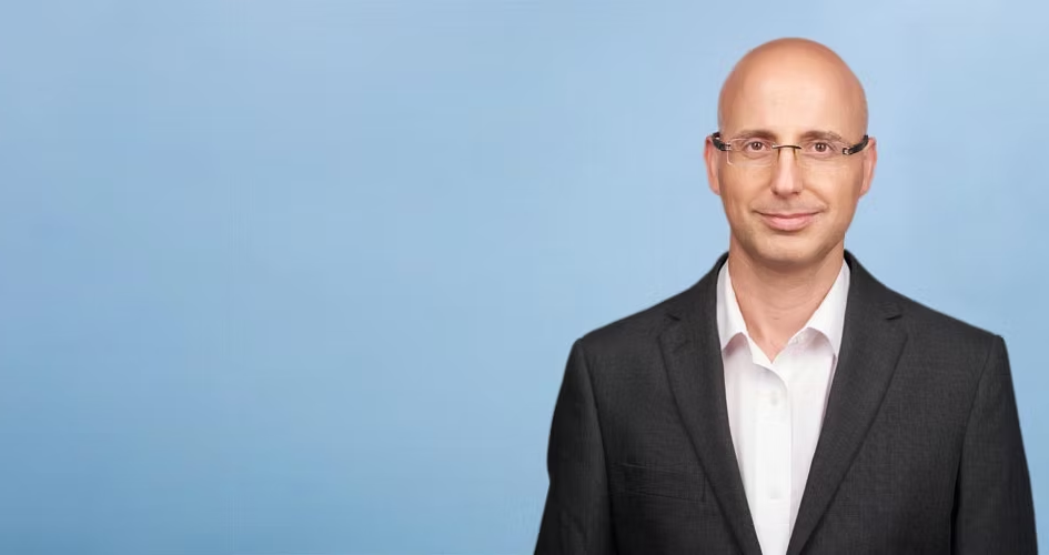 ד״ר יניב חמצני