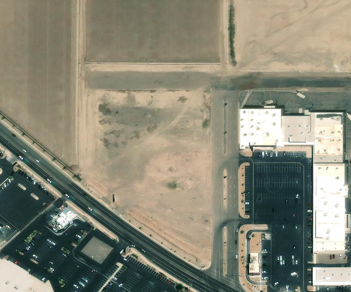 Clean aerial view of the SPS Safford North US 70 Truck Parking parking area