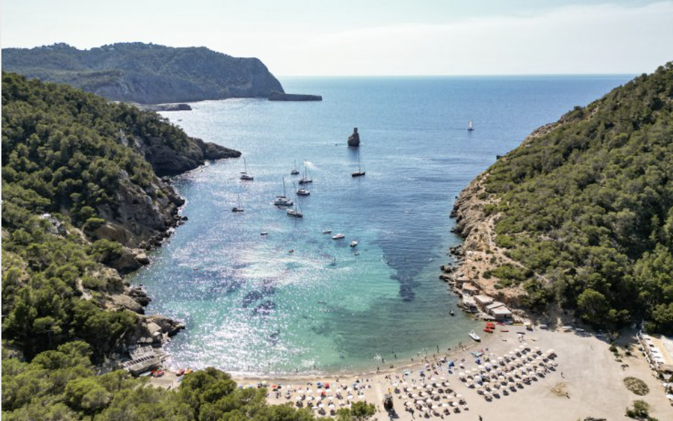 Alquiler en Benirrás: La mejor zona del norte de Ibiza para tu vacaciones