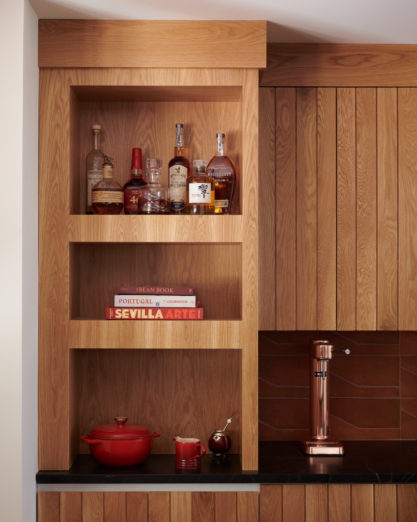 Kitchen shelving detail