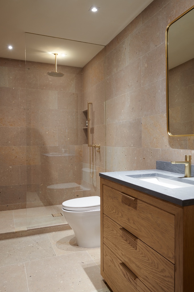 Bathroom with travertine tile