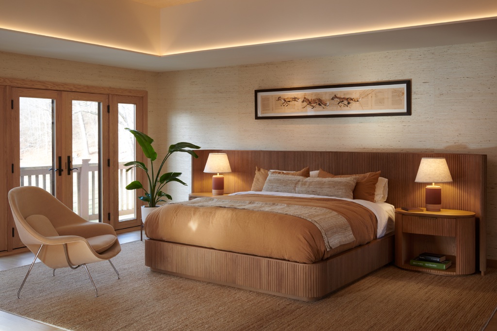 Primary bedroom