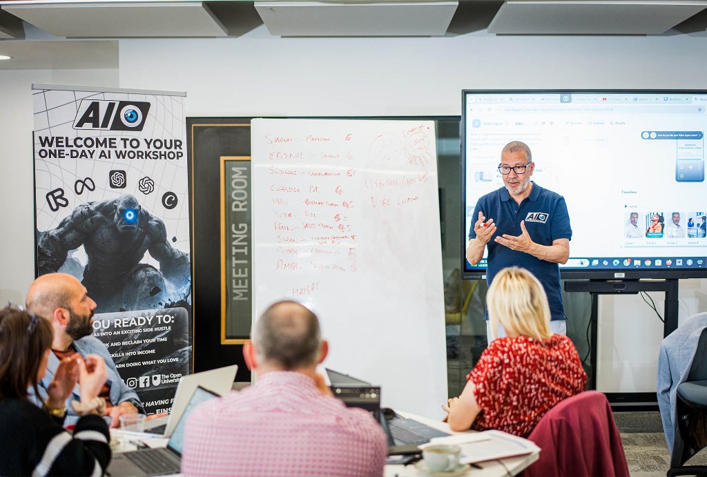 Trainer presenting at AI Cyclops workshop