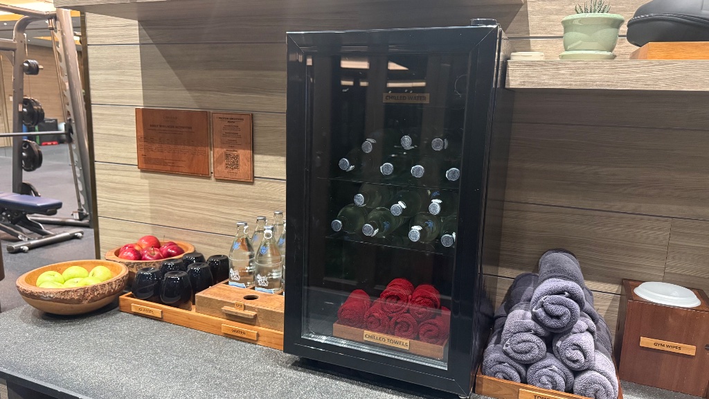 Chilled water fridge and towels
