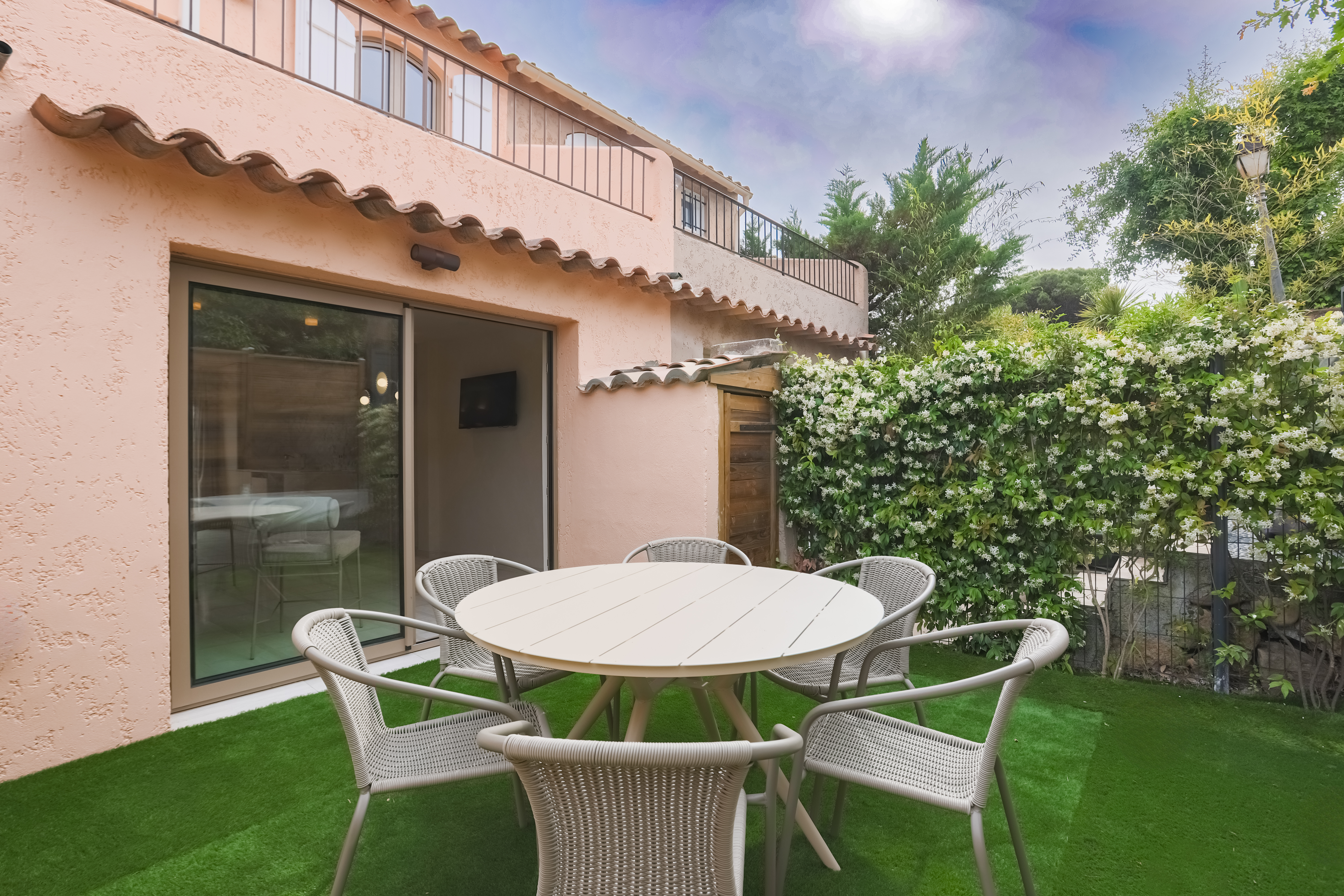 Mazet Casa Liana