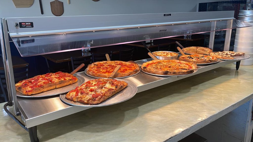 NYPD Pizza counter display