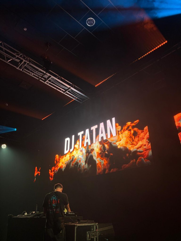 DJ Tatan — Scene