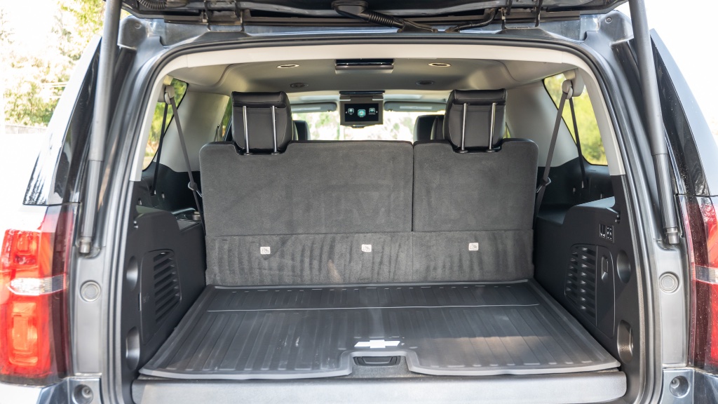 2020 Chevrolet Suburban Premier RST 4WD rental in Spokane, photo 12