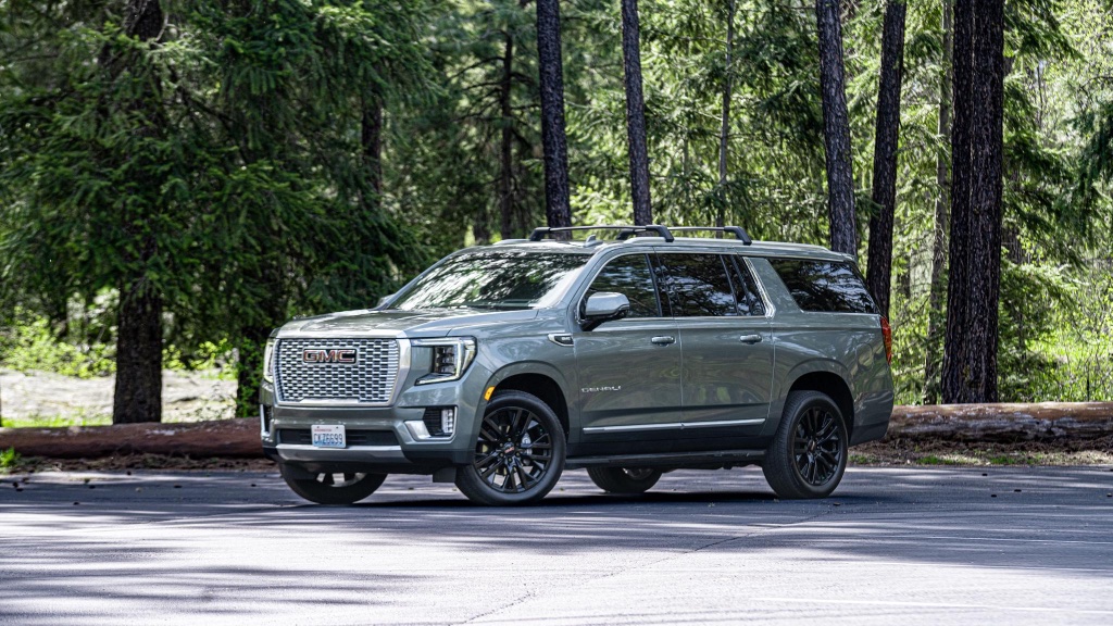 2023 GMC Yukon XL Denali 4WD rental in Spokane