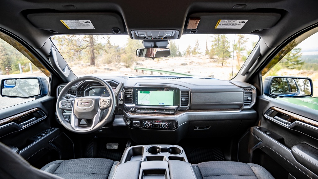 2023 GMC Sierra 1500 Elevation rental in Spokane, photo 8