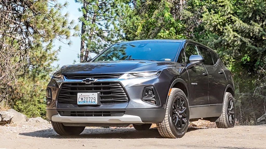 2022 Chevrolet Blazer LT AWD rental in Spokane, photo 2