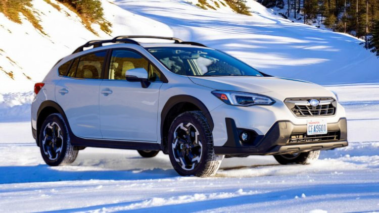 2023 Subaru CrossTrek Limited 2.5L rental in Spokane, photo 2