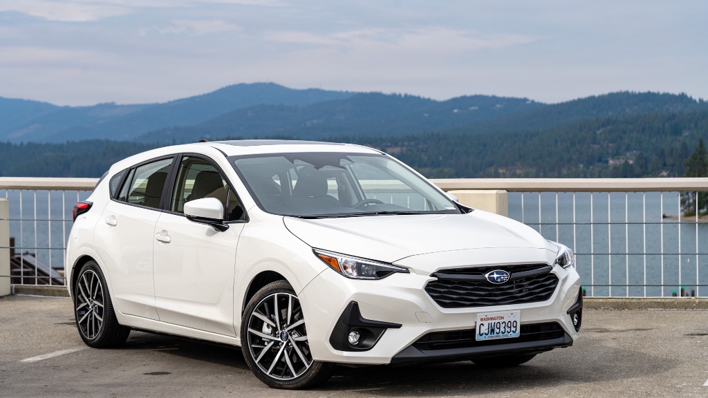2024 Subaru Impreza Sport AWD rental in Spokane, photo 2
