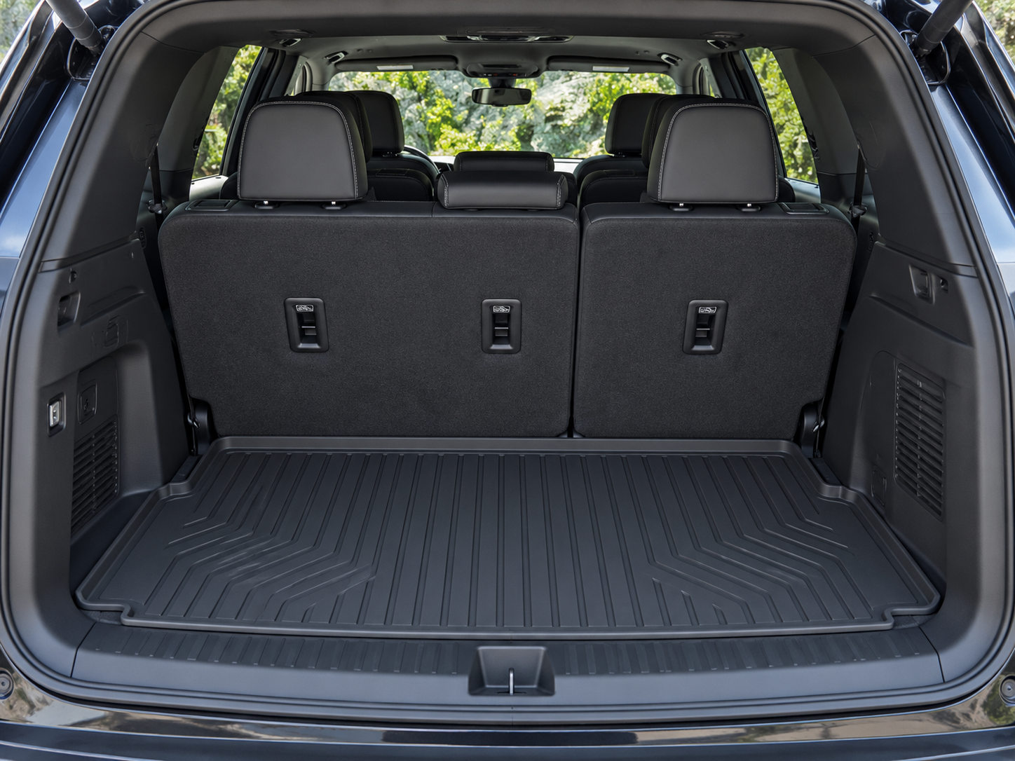 2026 Chevrolet Traverse LT AWD rental in Spokane, photo 9