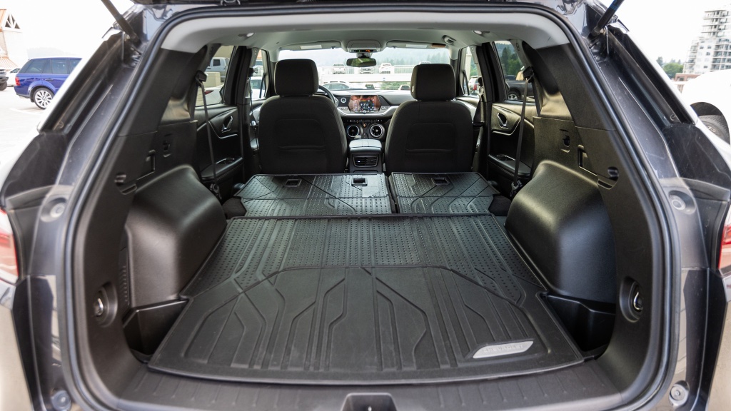 2022 Chevrolet Blazer LT AWD rental in Spokane, photo 8